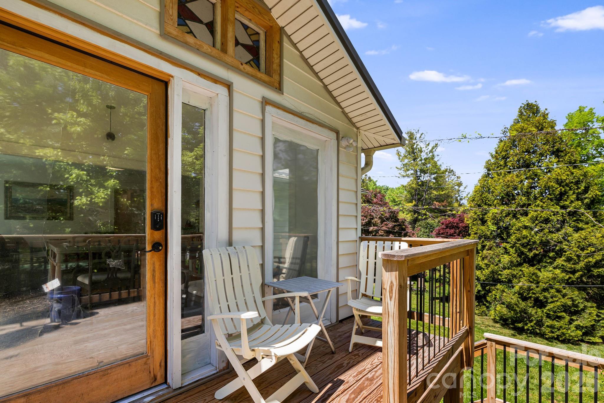 79 Walnut Street Hot Springs NC 28743