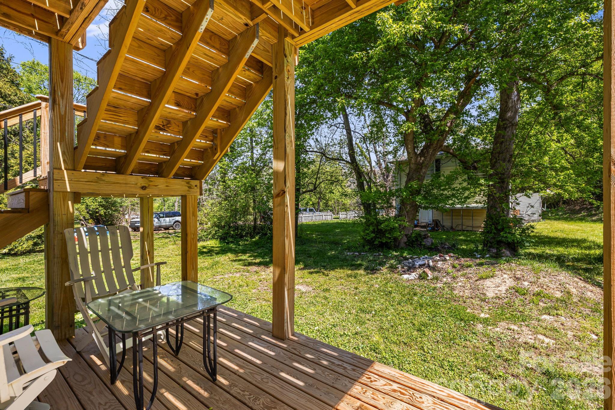 79 Walnut Street Hot Springs NC 28743