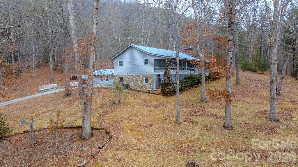 200 Mica Circle Franklin NC 28734