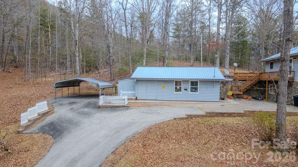 200 Mica Circle Franklin NC 28734