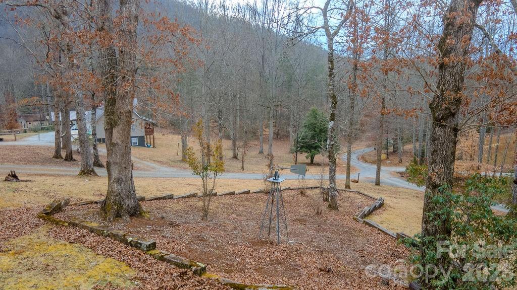 200 Mica Circle Franklin NC 28734