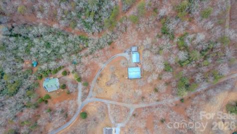 200 Mica Circle Franklin NC 28734