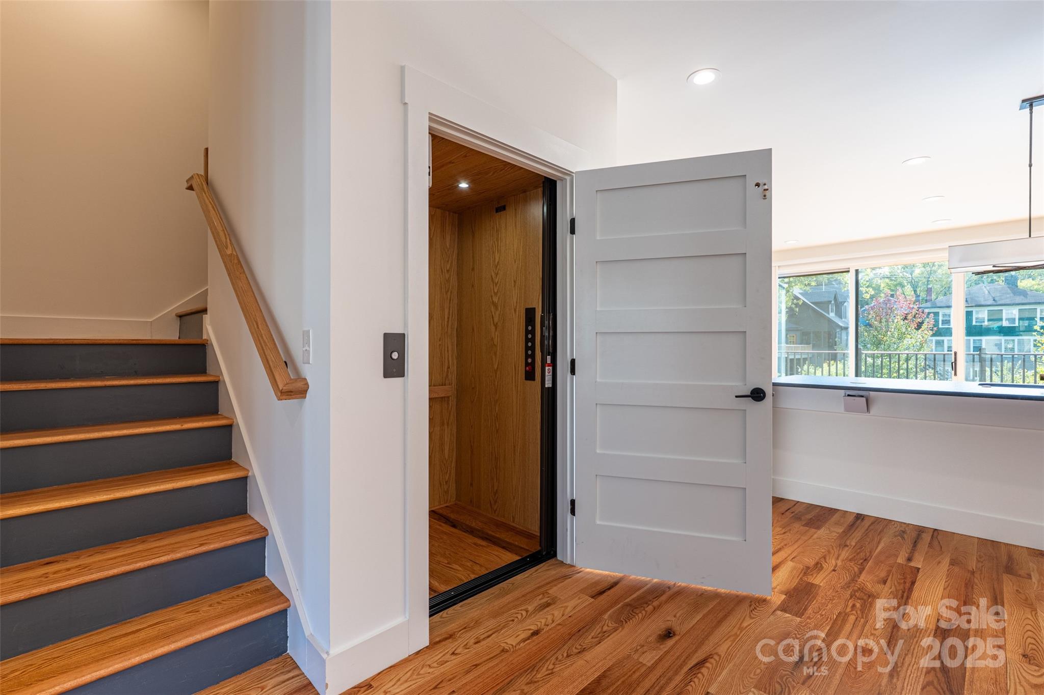 233 Broadway Street Asheville NC 28801