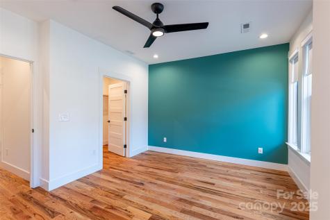 233 Broadway Street Asheville NC 28801