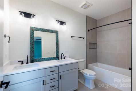 233 Broadway Street Asheville NC 28801