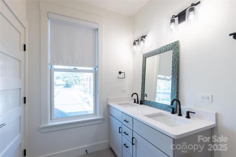 233 Broadway Street Asheville NC 28801