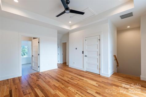 233 Broadway Street Asheville NC 28801