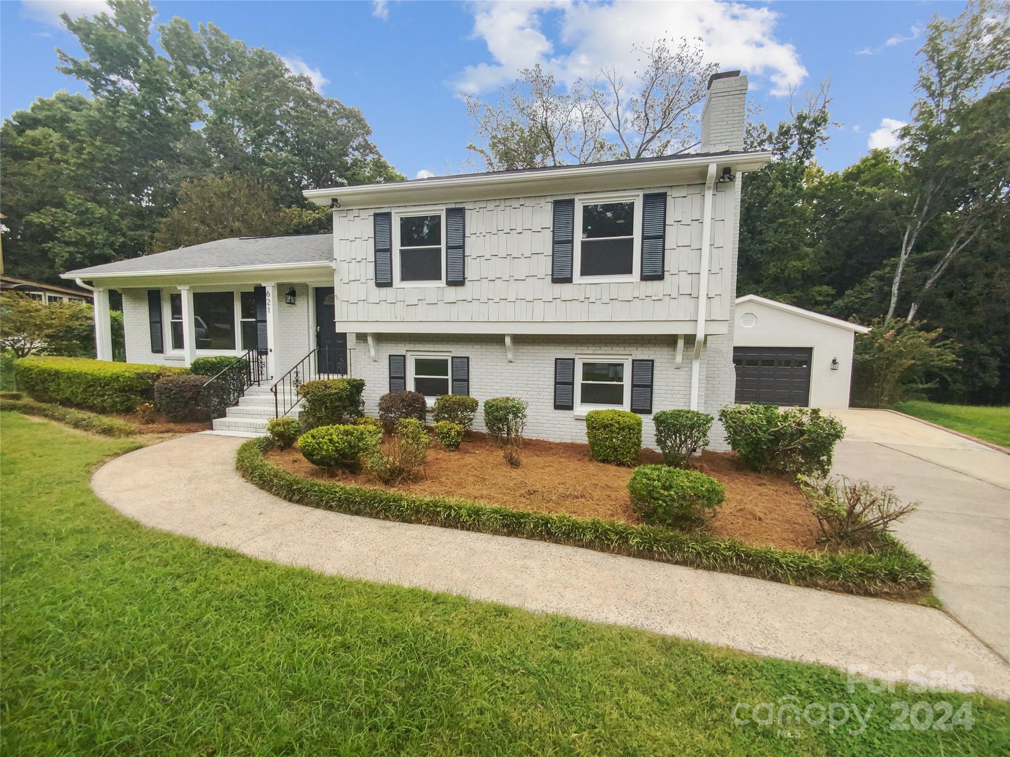 621 Braxfield Drive Charlotte NC 28217