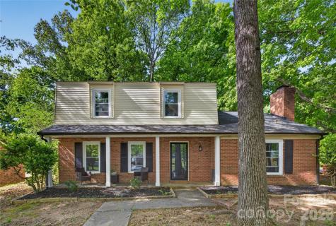 5200 Barrington Drive Charlotte NC 28215