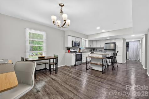 5200 Barrington Drive Charlotte NC 28215