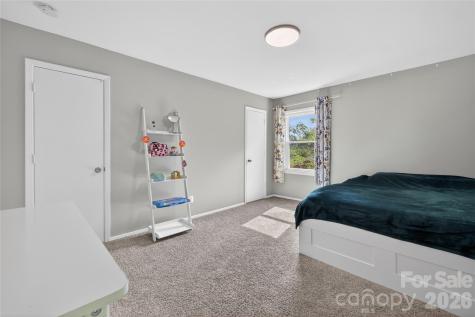5200 Barrington Drive Charlotte NC 28215