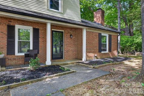 5200 Barrington Drive Charlotte NC 28215