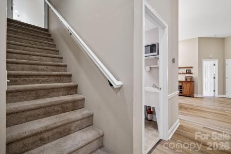82 Grove End Road Fletcher NC 28732