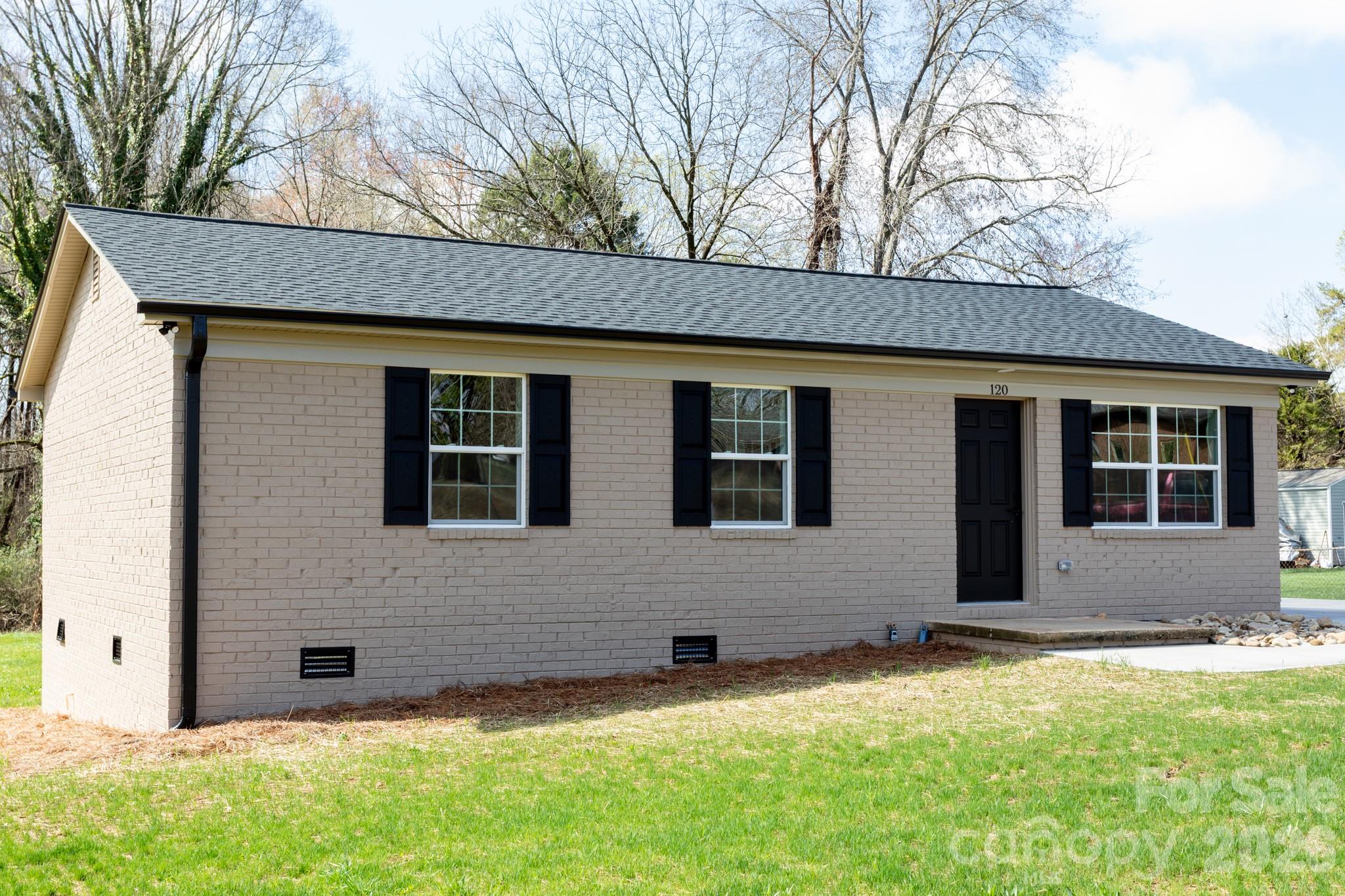 120 Independence Loop Statesville NC 28625