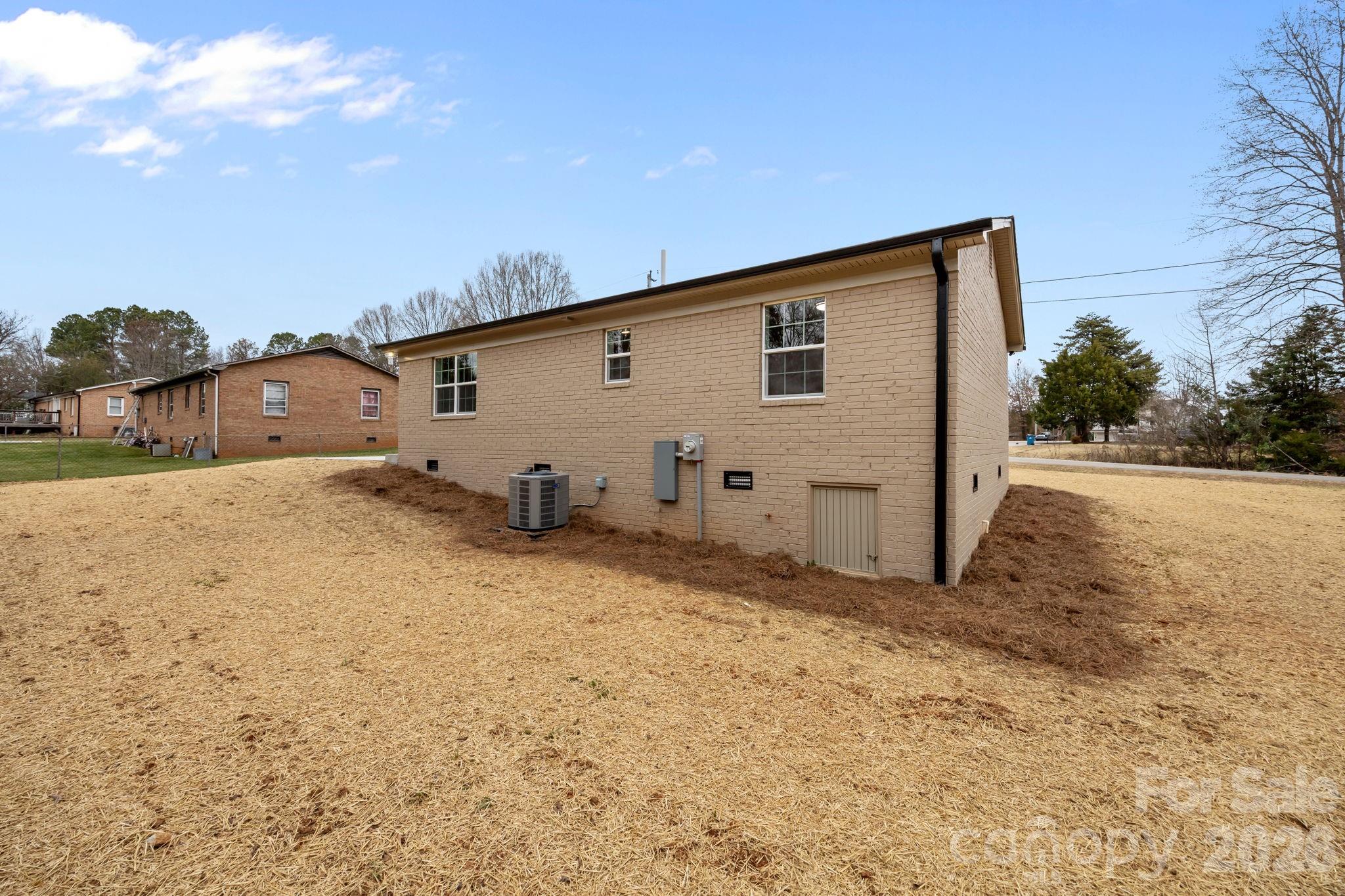 120 Independence Loop Statesville NC 28625