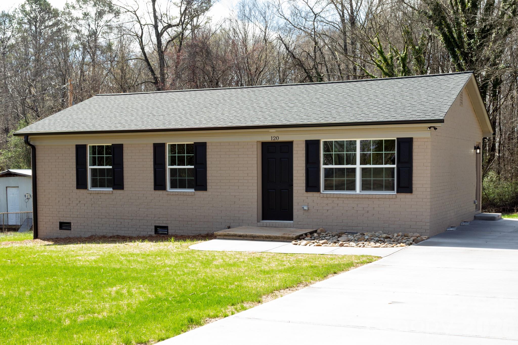 120 Independence Loop Statesville NC 28625