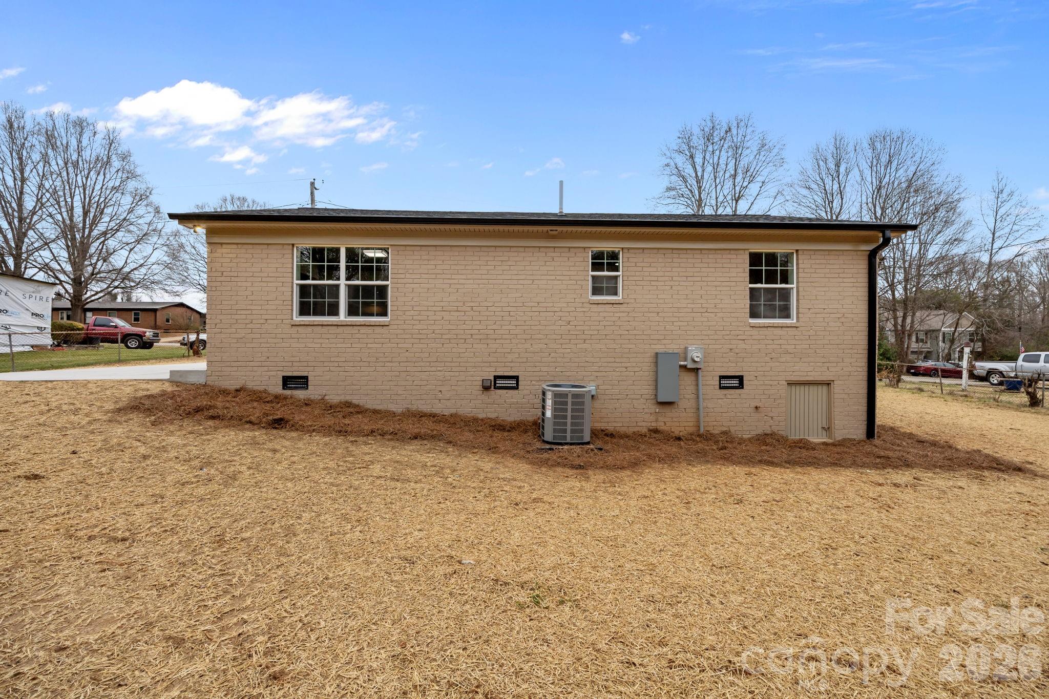 120 Independence Loop Statesville NC 28625