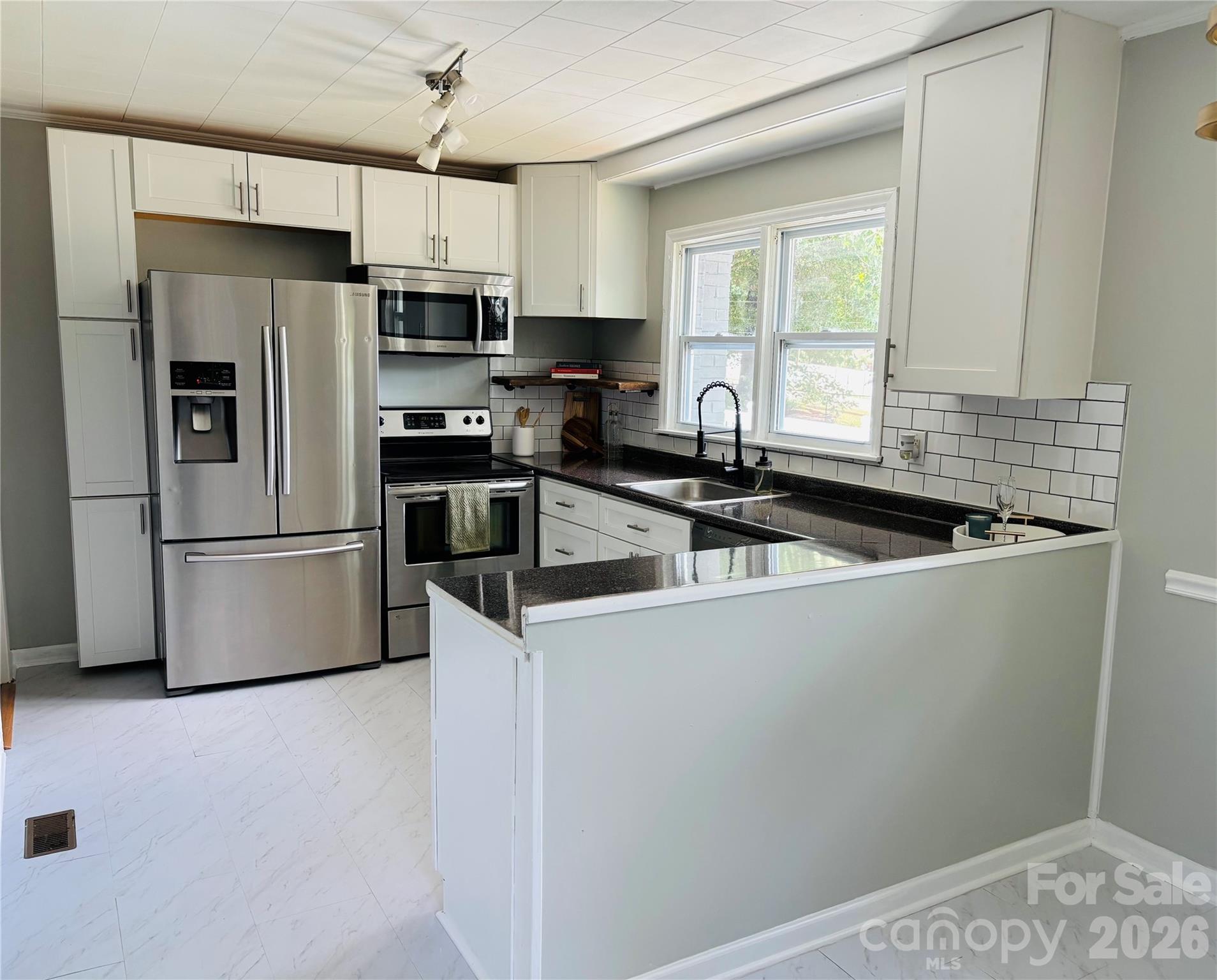 305 Forestway Drive Mount Holly NC 28120