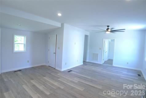 221 Duke Street Cooleemee NC 27014