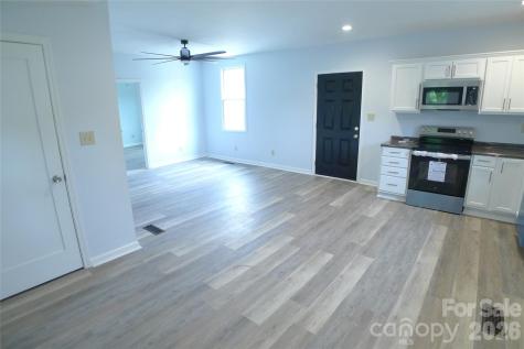 221 Duke Street Cooleemee NC 27014