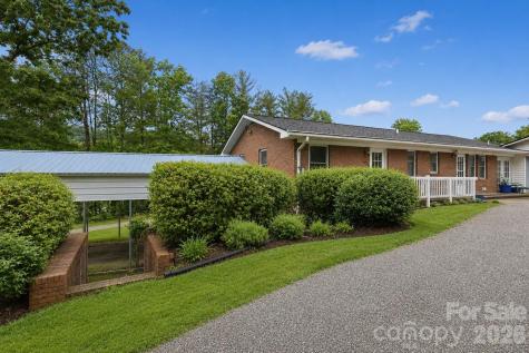 22 Webb Hill Road Leicester NC 28748