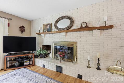 22 Webb Hill Road Leicester NC 28748
