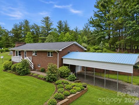 22 Webb Hill Road Leicester NC 28748