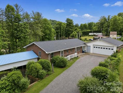 22 Webb Hill Road Leicester NC 28748
