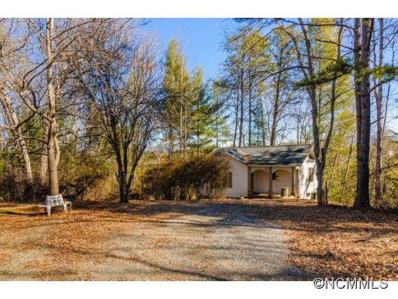 985/987 New Stock Road Weaverville NC 28787