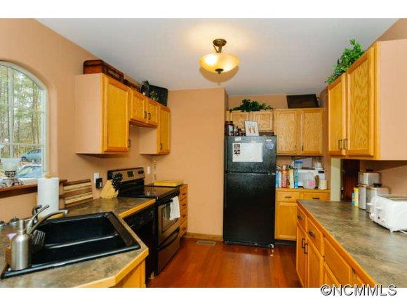 985/987 New Stock Road Weaverville NC 28787