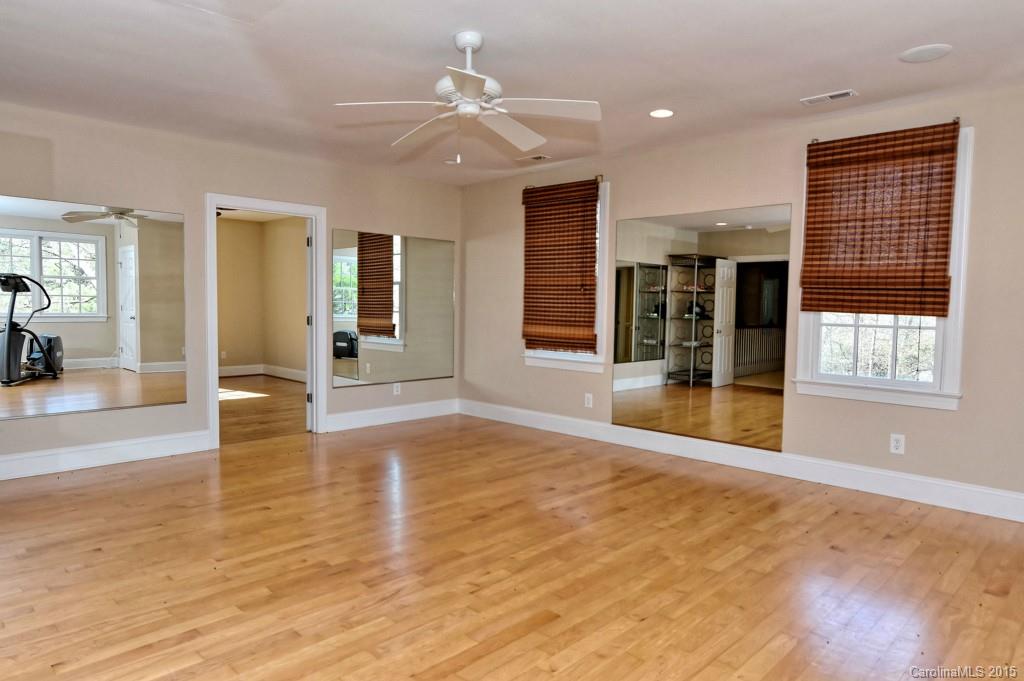 516 Shasta Lane Charlotte NC 28211
