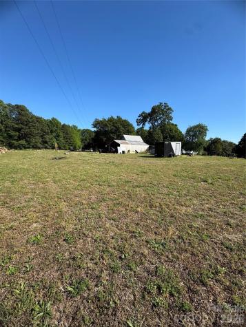 3227 Pleasant Plains Road Matthews NC 28105