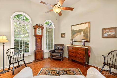 206 Crestview Drive Black Mountain NC 28711