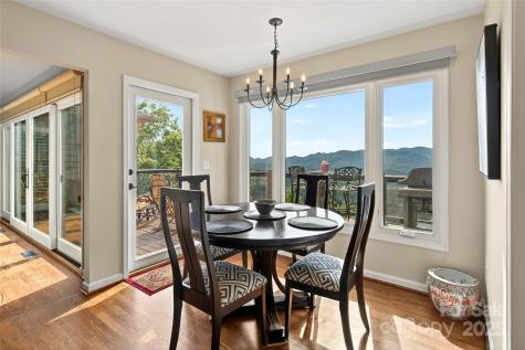 206 Crestview Drive Black Mountain NC 28711