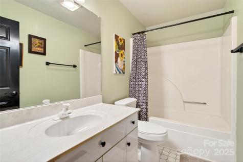 206 Crestview Drive Black Mountain NC 28711