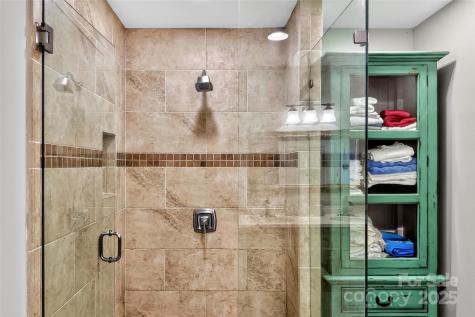 206 Crestview Drive Black Mountain NC 28711