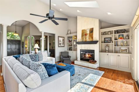 206 Crestview Drive Black Mountain NC 28711