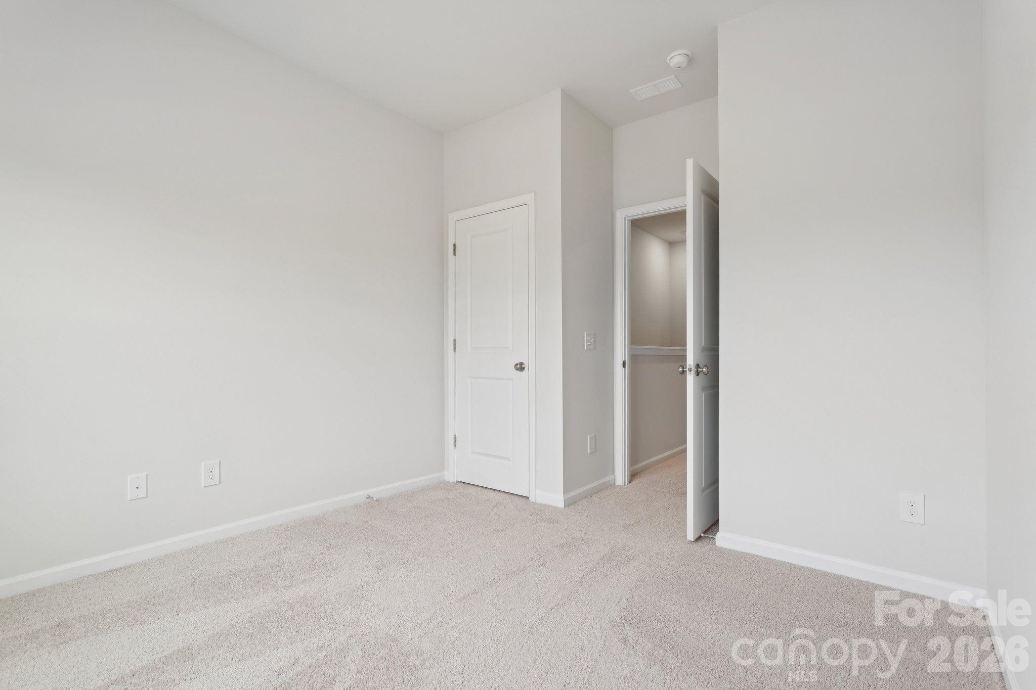 4742 Lakeview Road N Charlotte NC 28216