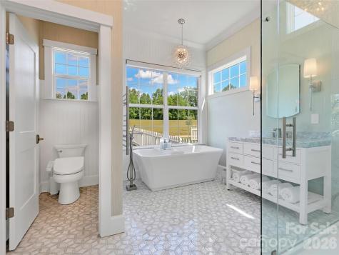 150 Brilliant Sky Road Penrose NC 28766