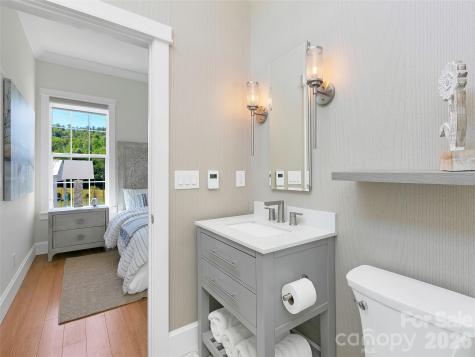 150 Brilliant Sky Road Penrose NC 28766