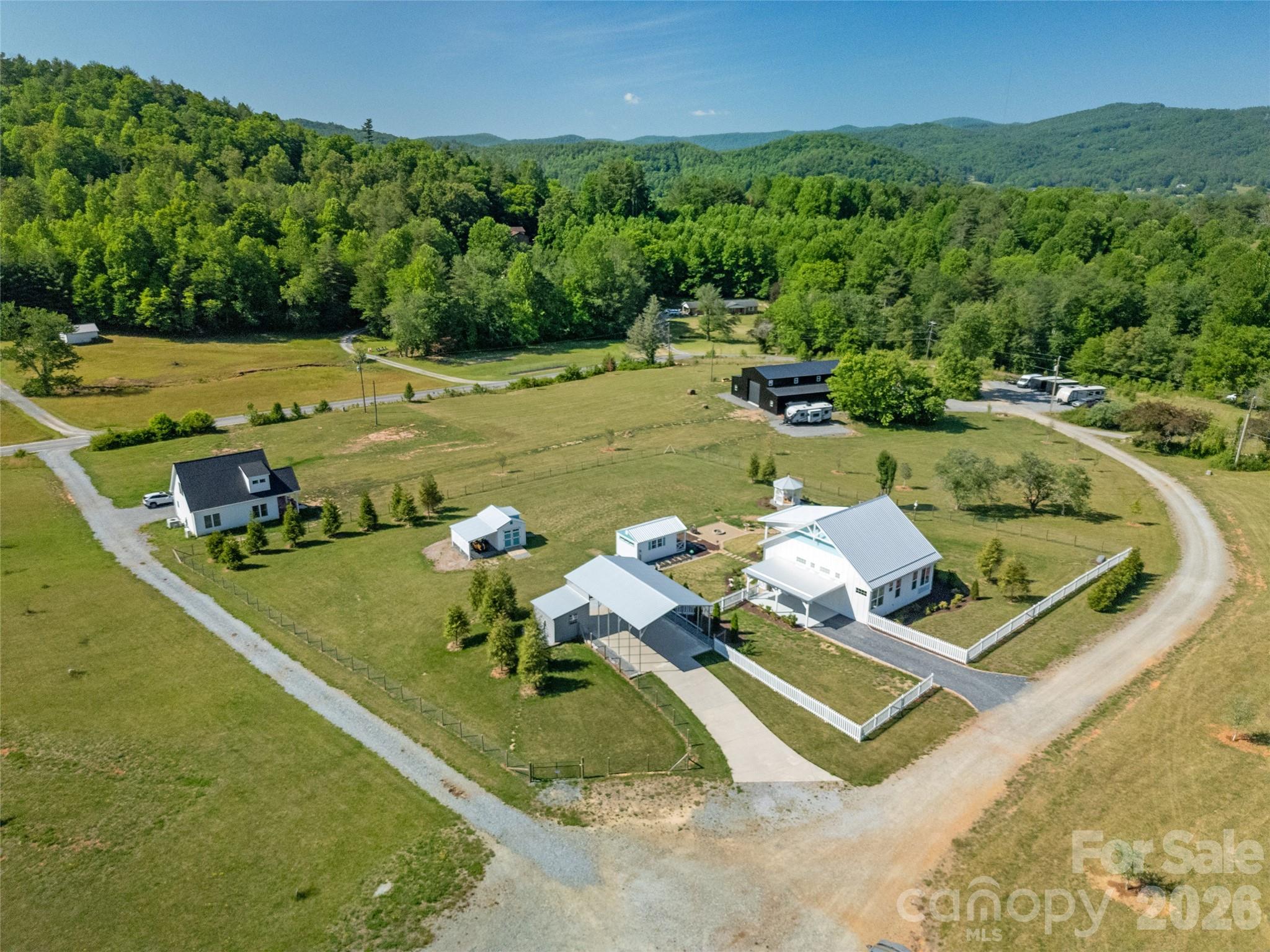 150 Brilliant Sky Road Penrose NC 28766