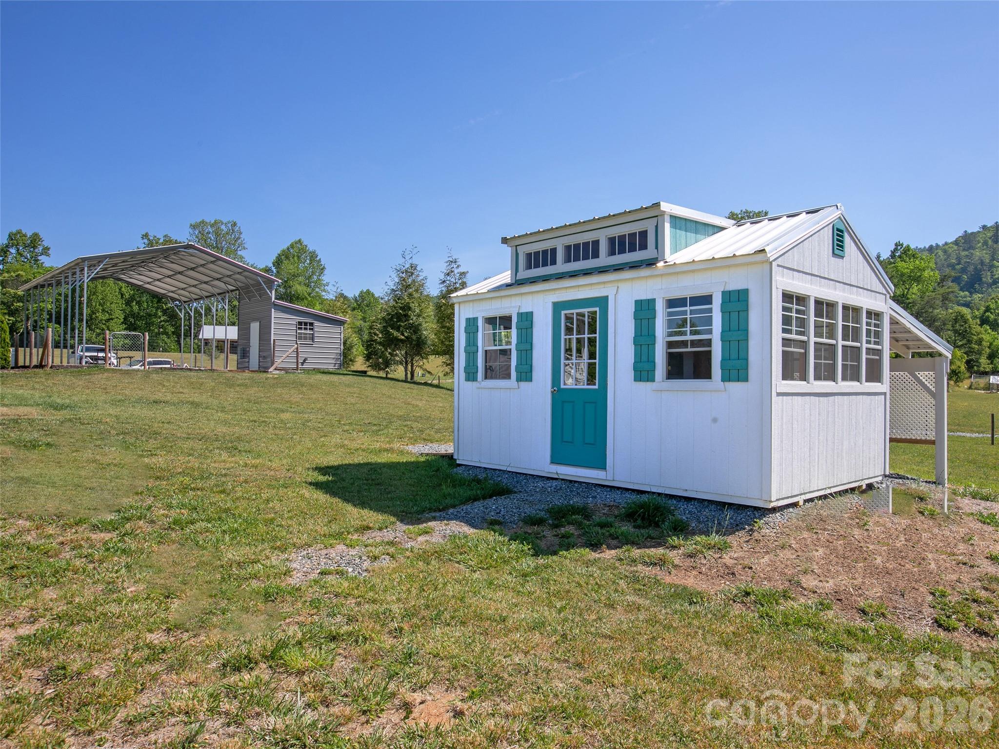 150 Brilliant Sky Road Penrose NC 28766