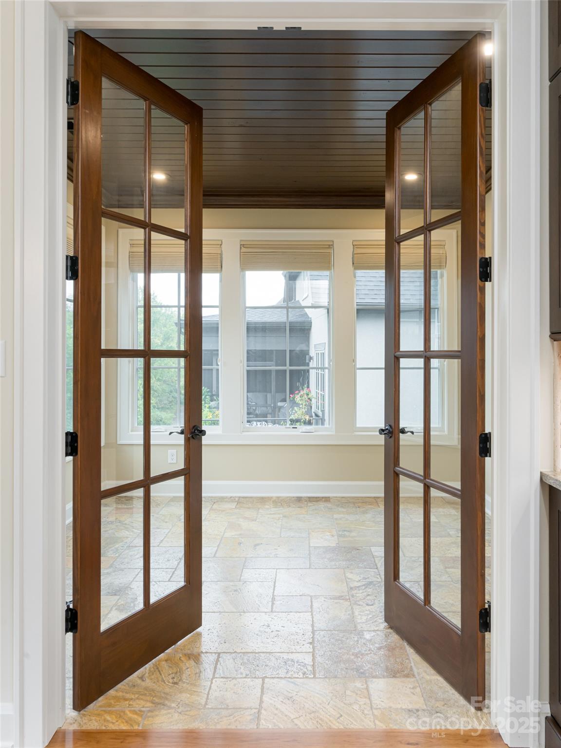 87 Chantilly Drive Asheville NC 28804