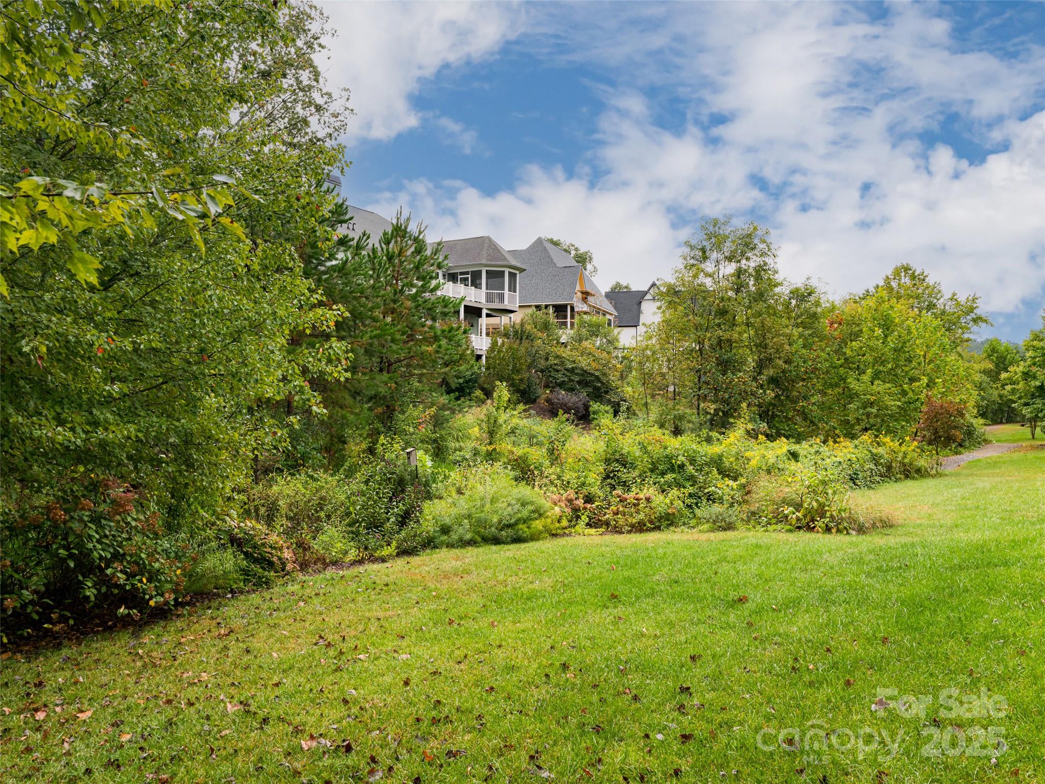 87 Chantilly Drive Asheville NC 28804