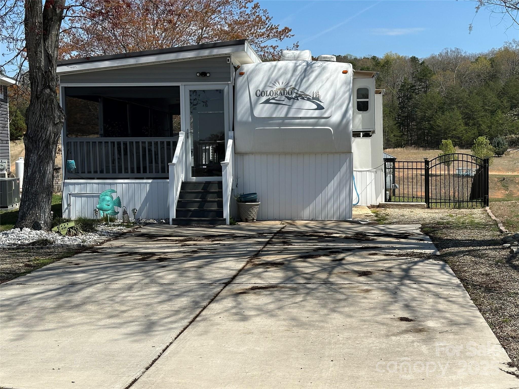 134 Putt Putt Lane New London NC 28127