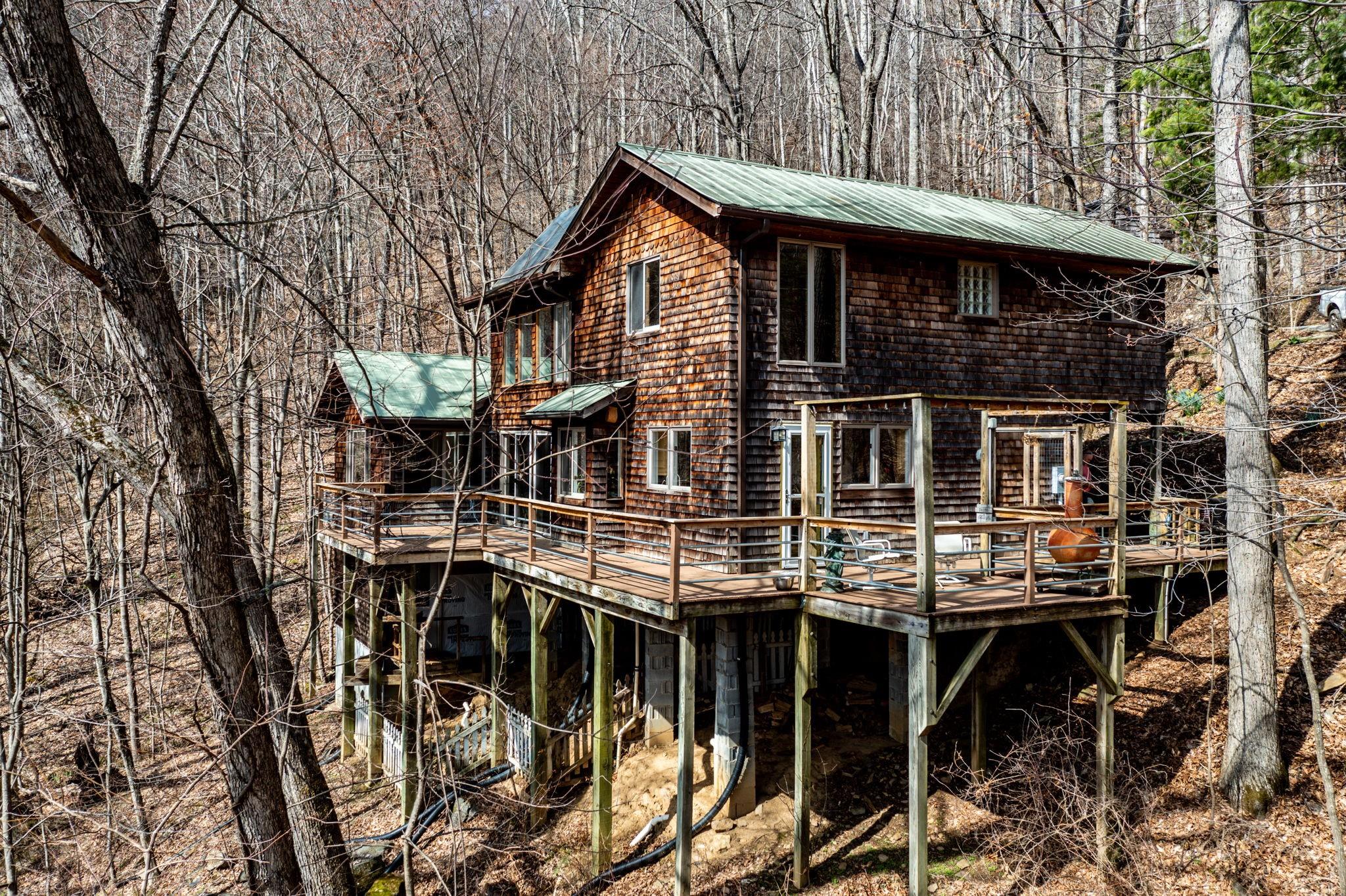 139 Southern Cross Road Weaverville NC 28787