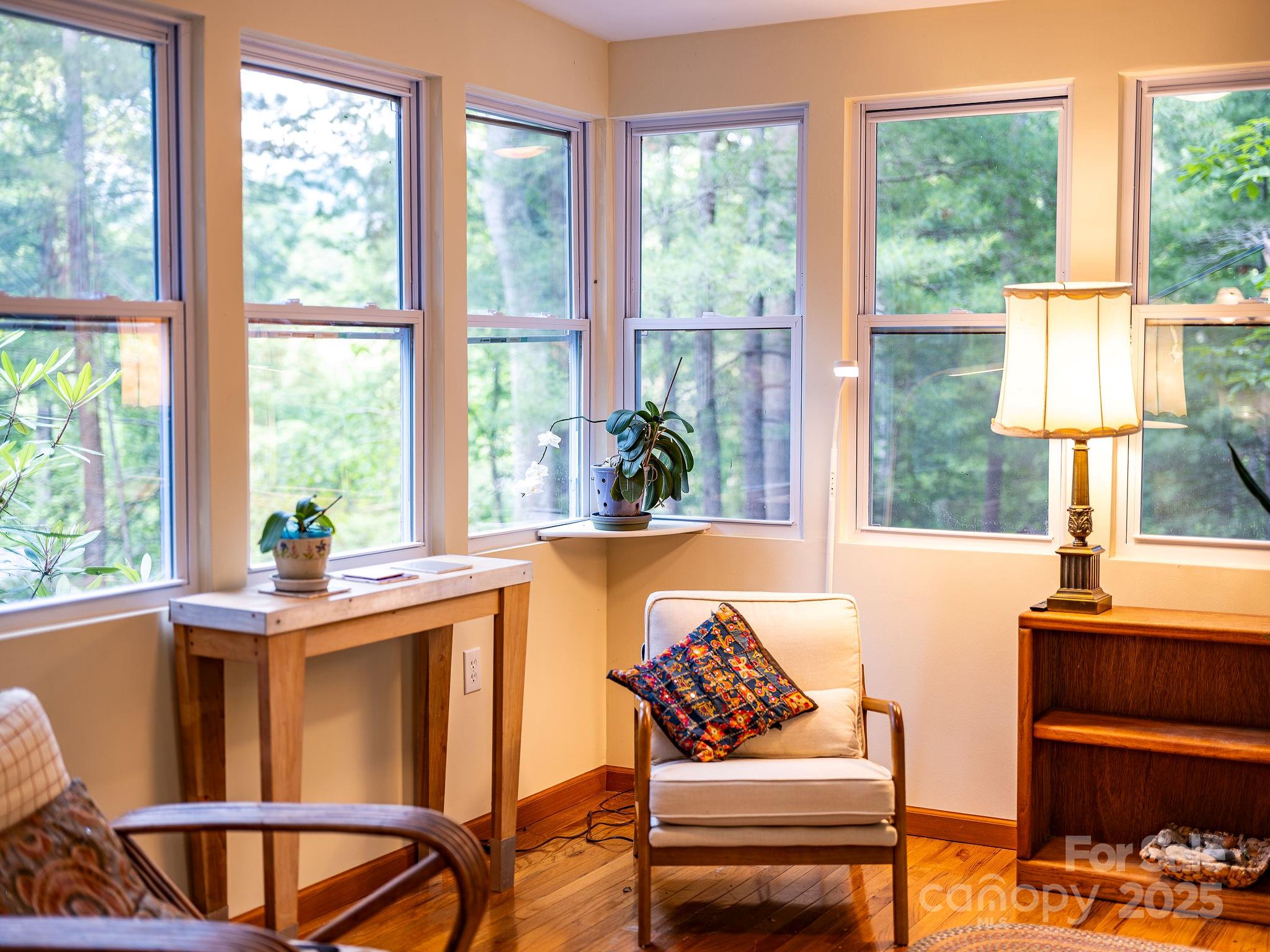 8 Cricket Lane Asheville NC 28804