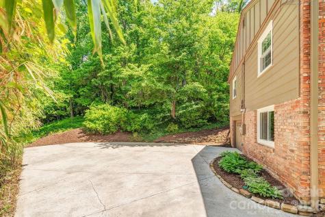 35 Dogwood Road Asheville NC 28804