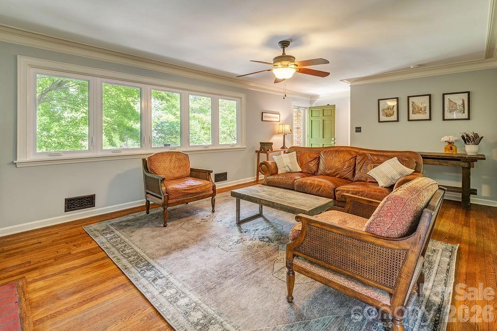 35 Dogwood Road Asheville NC 28804
