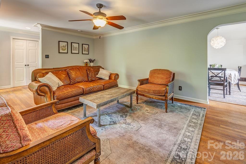 35 Dogwood Road Asheville NC 28804
